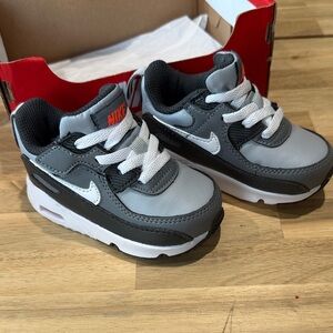 Nike Kids Gray and Black Sneakers with White Accents